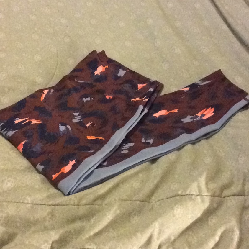 New Aerie Activewear Lycra Nylon Leggings Large